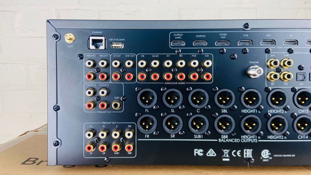 ARCAM AV40 AV RECEIVER WITH REMOTE