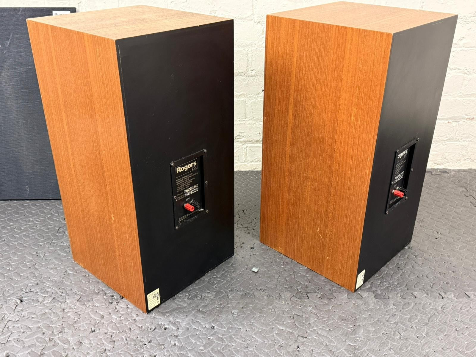 ROGERS LS 7 SPEAKERS