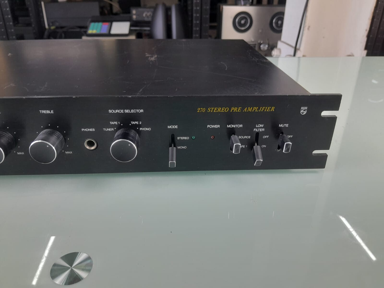 PHILIPS BLACK TULIP 270 STEREO PRE AMPLIFIER