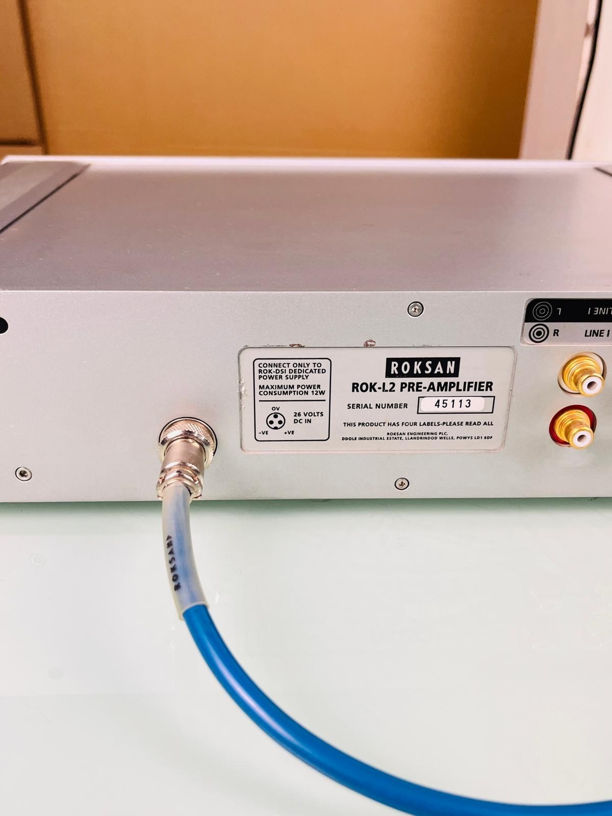 ROKSAN ROK L2 PRE AMPLIFIER WITH ROK DS4 POWER SUPPLY