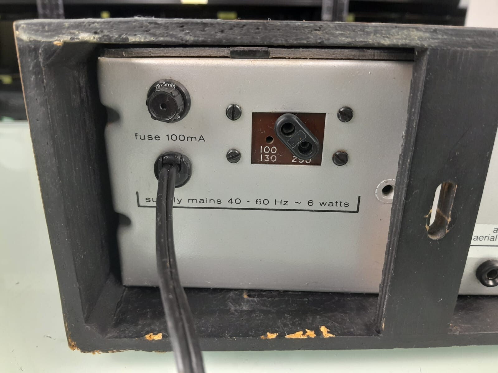 LEAK DELTA AM - FM TUNER
