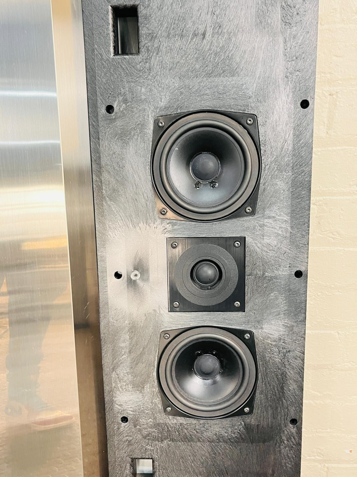 BANG & OLUFSEN B&O BEOLAB 5000 ACTIVE SPEAKERS WITH WALL BRACKETS