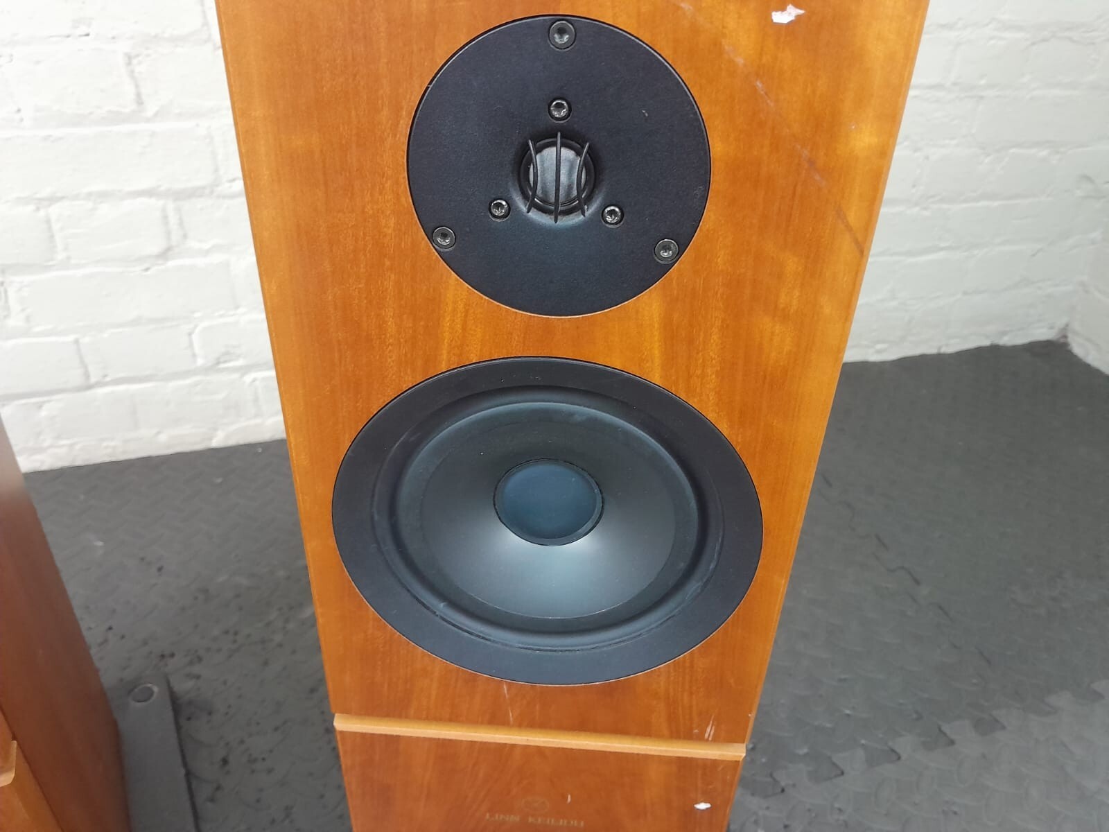 LINN KEILIDH FLOOR STANDING SPEAKERS