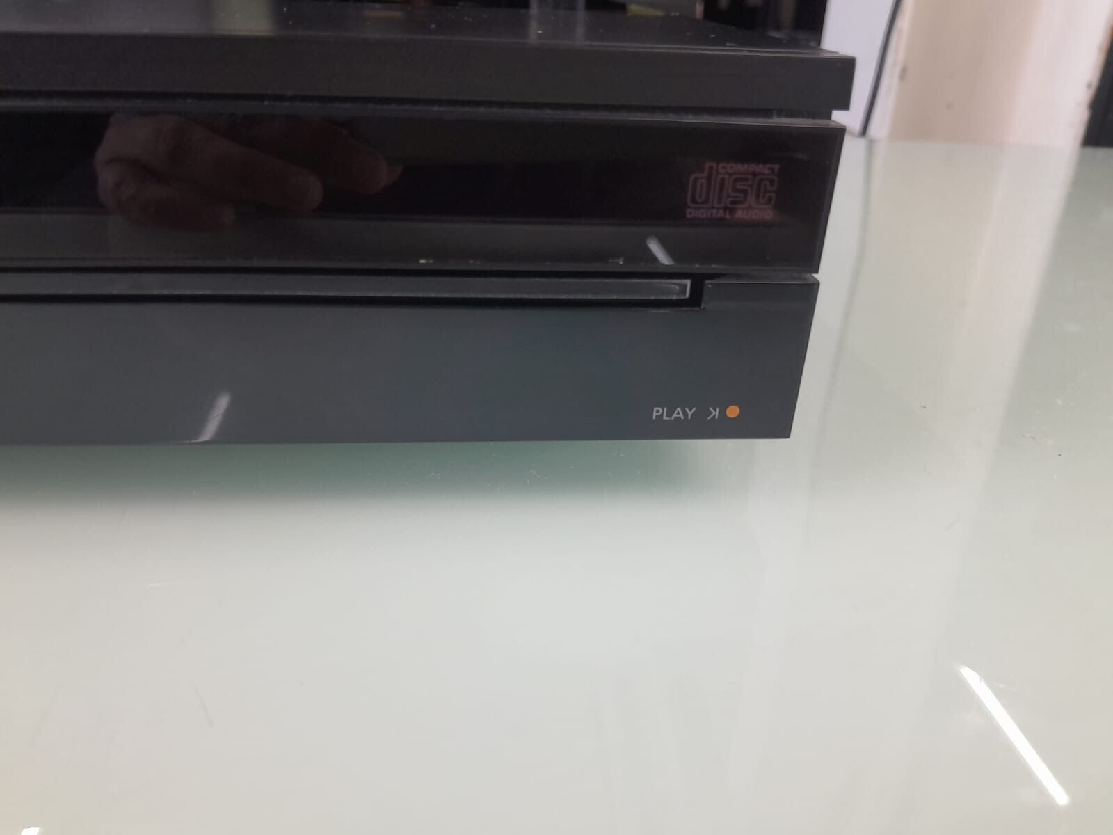 BANG & OLUFSEN B&O BEOGRAM CD 7000 CD PLAYER