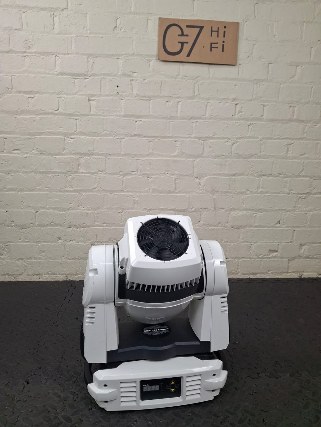 MARTIN MAC 350 ENTOUR MOVING INTELLIGENT LIGHT