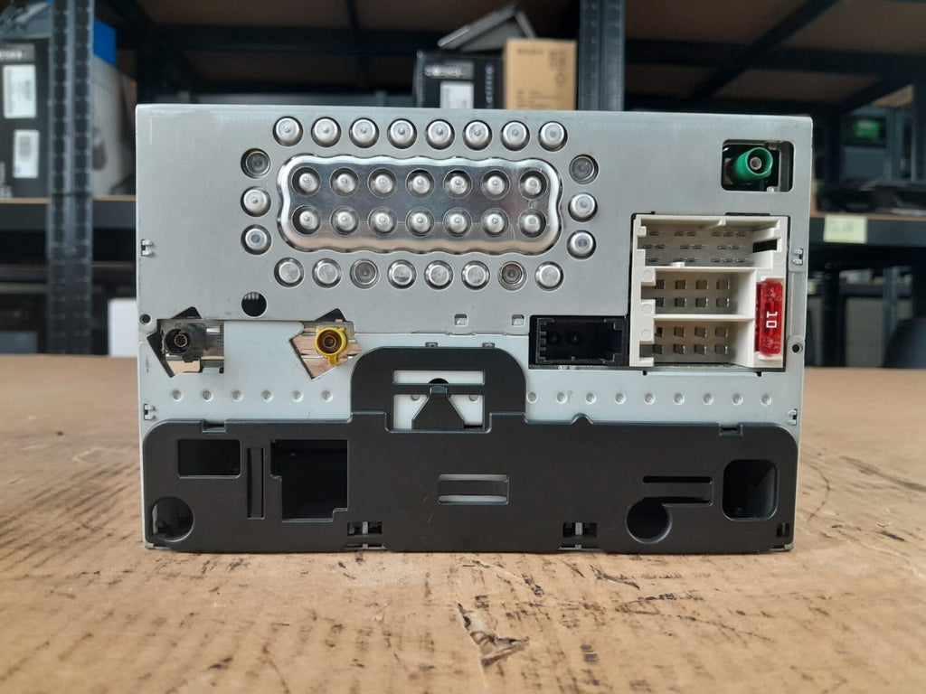 Porsche Cayenne 957 head unit telephone cd Sat Nav amplifier Harman Becker