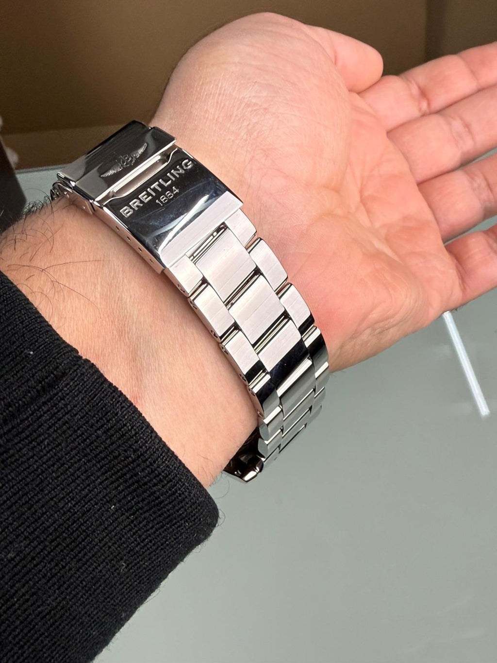 BREITLING 1884 AVENGER II GMT A32390 WATCH WITH BOX AND PAPERS