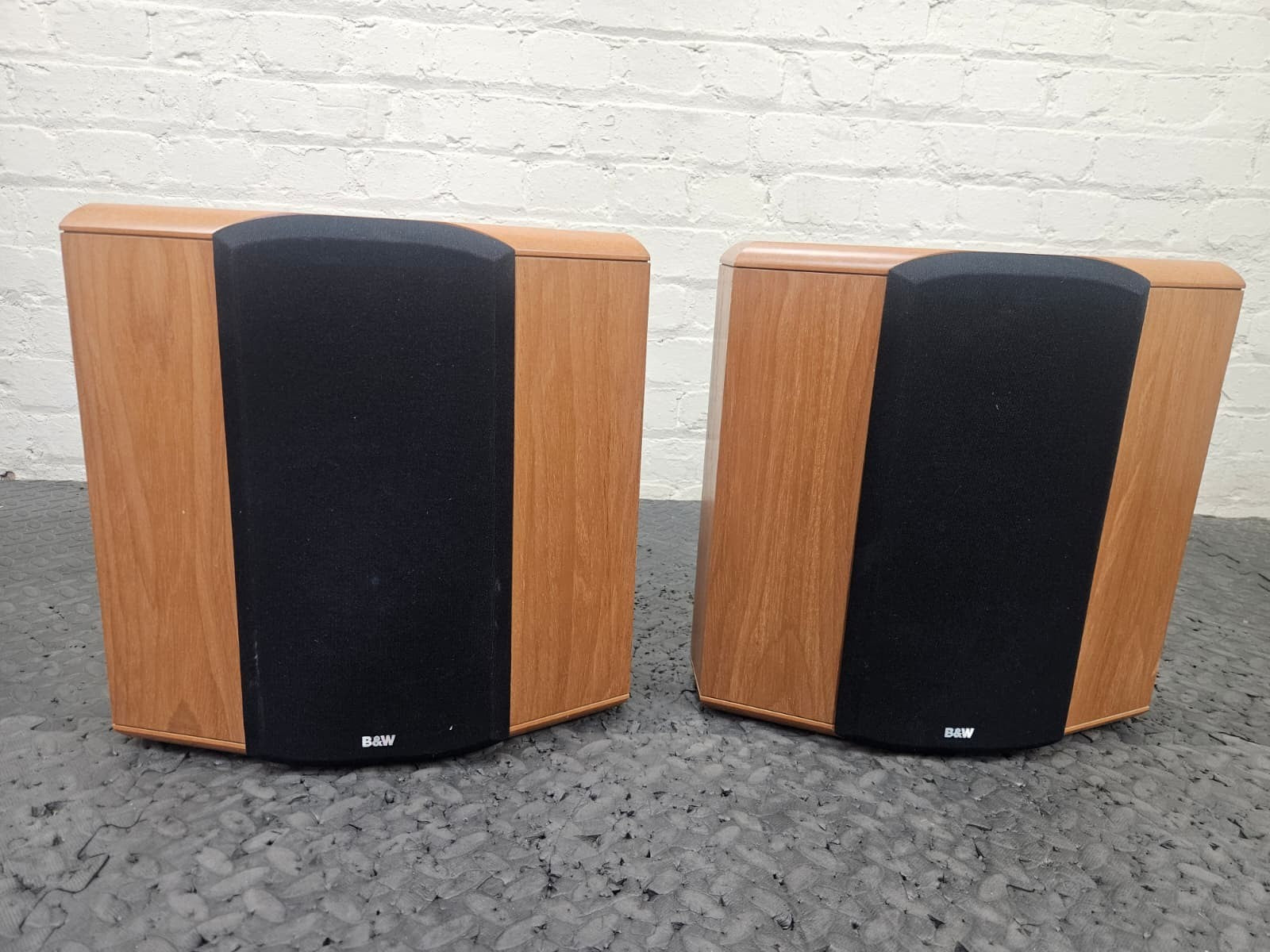 BOWERS & WILKINS B&W CDM SNT REAR HOME CINEMA SPEAKERS