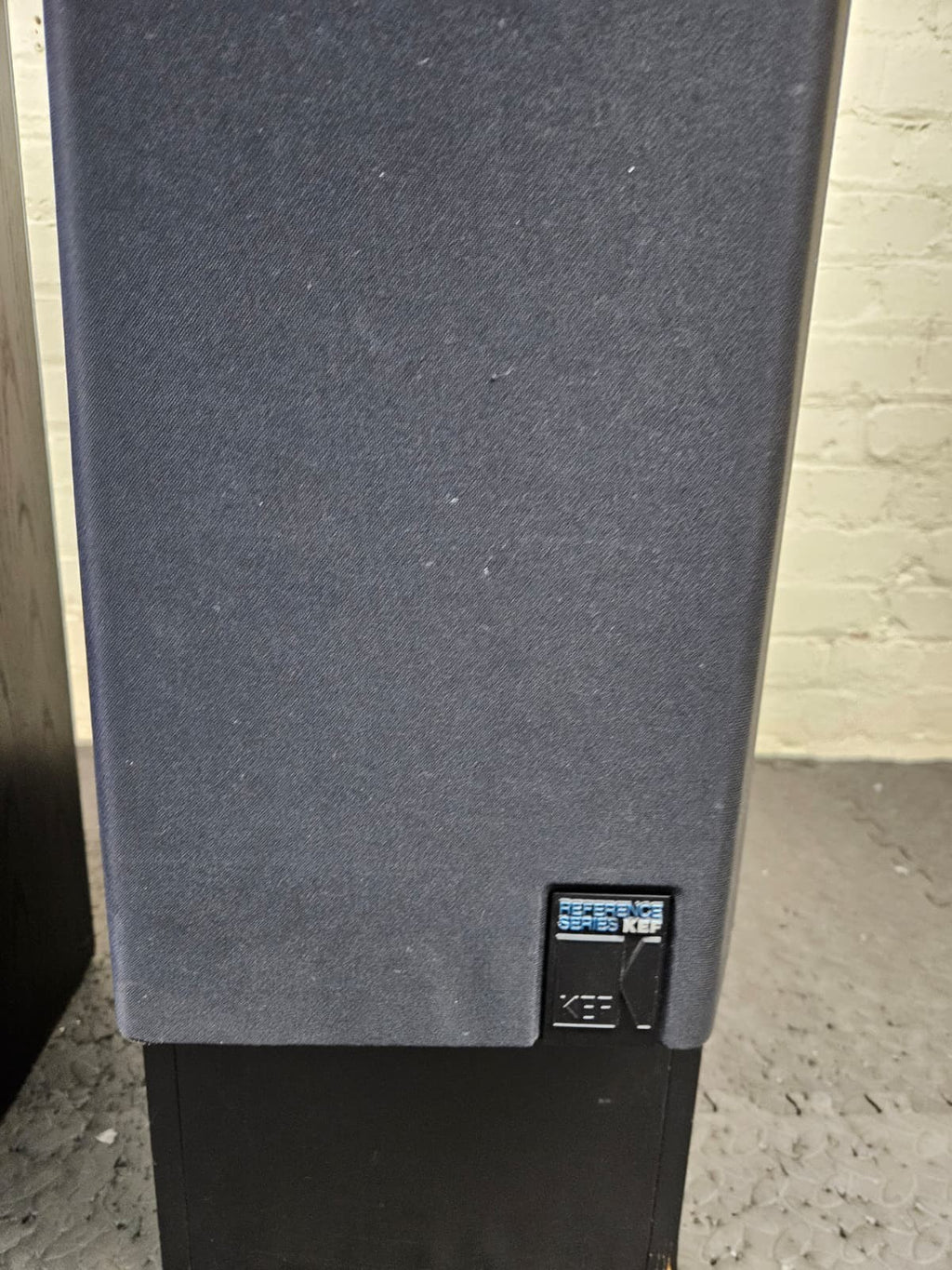 KEF 104/2 REFERENCE SERIES FLOOR STANDING SPEAKERS