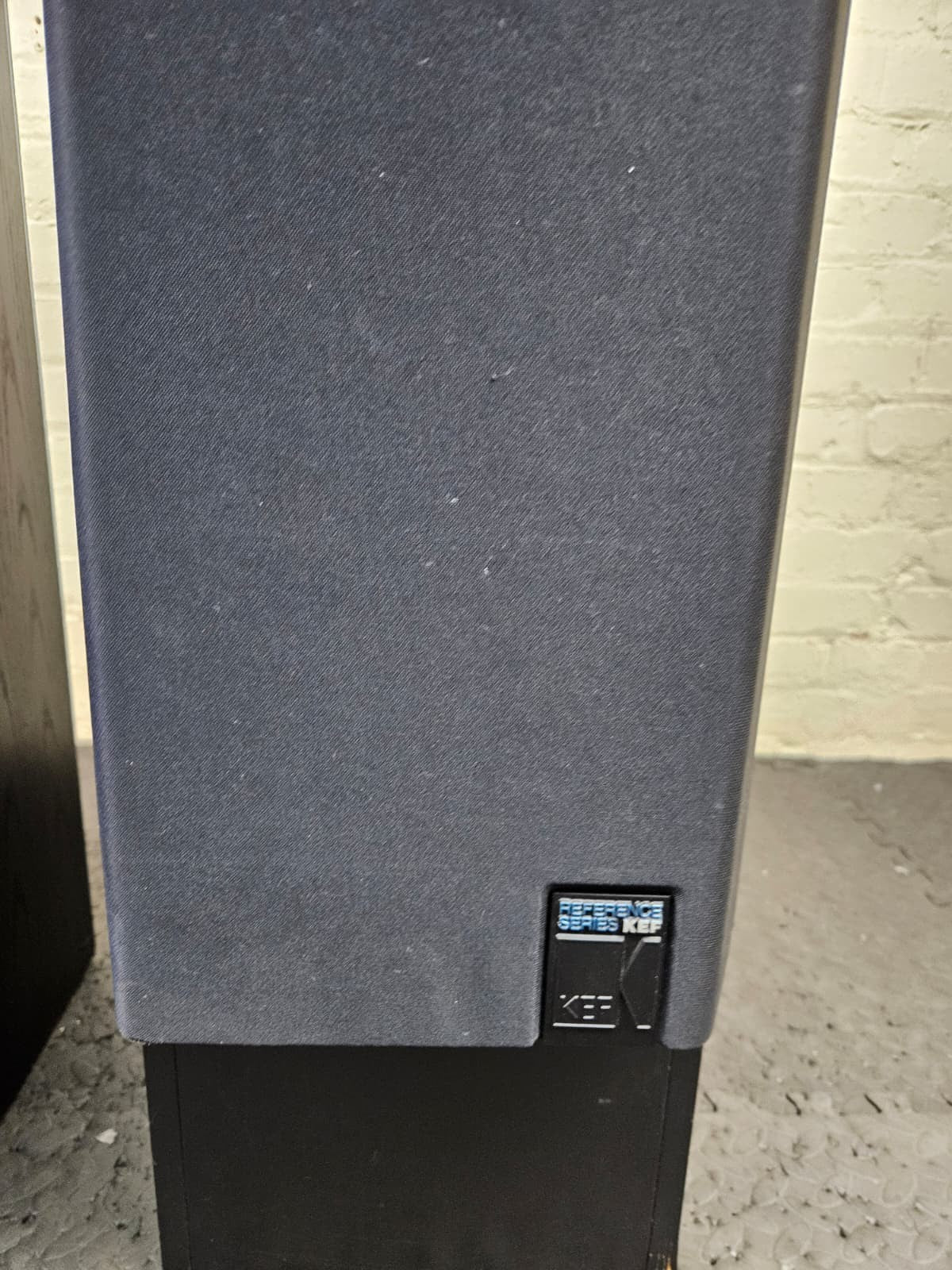 KEF 104/2 REFERENCE SERIES FLOOR STANDING SPEAKERS
