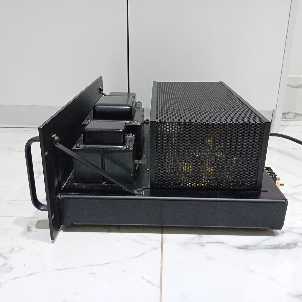 AUDIO RESEARCH MODEL D 70 TUBE VALVE VACUUM POWER AMPLIFIER