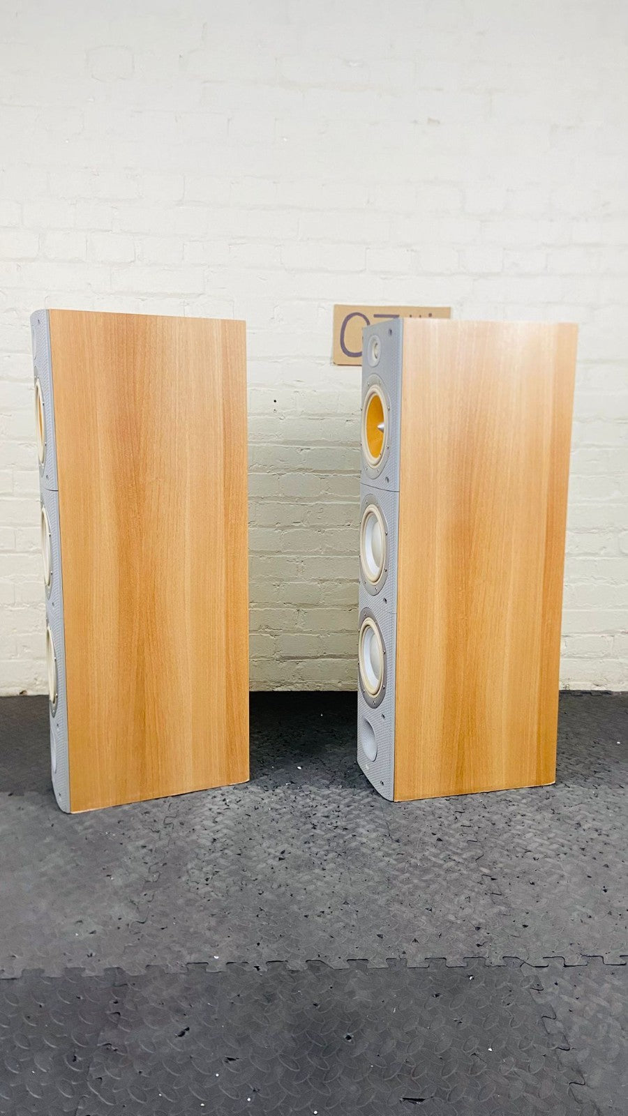 BOWERS & WILKINS B&W DM 604 S3 FLOORSTANDING SPEAKERS