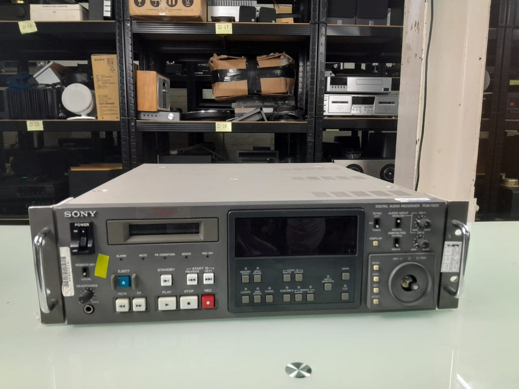 SONY PCM 7050 DIGITAL AUDIO RECORDER