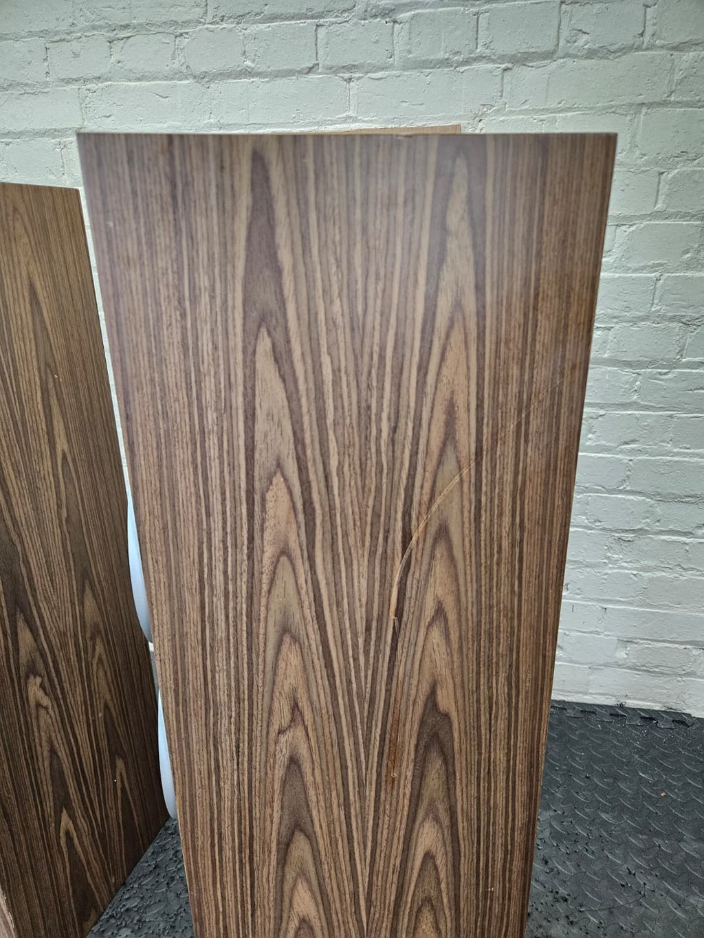 DALI RUBICON 6 FLOOR STANDING SPEAKERS