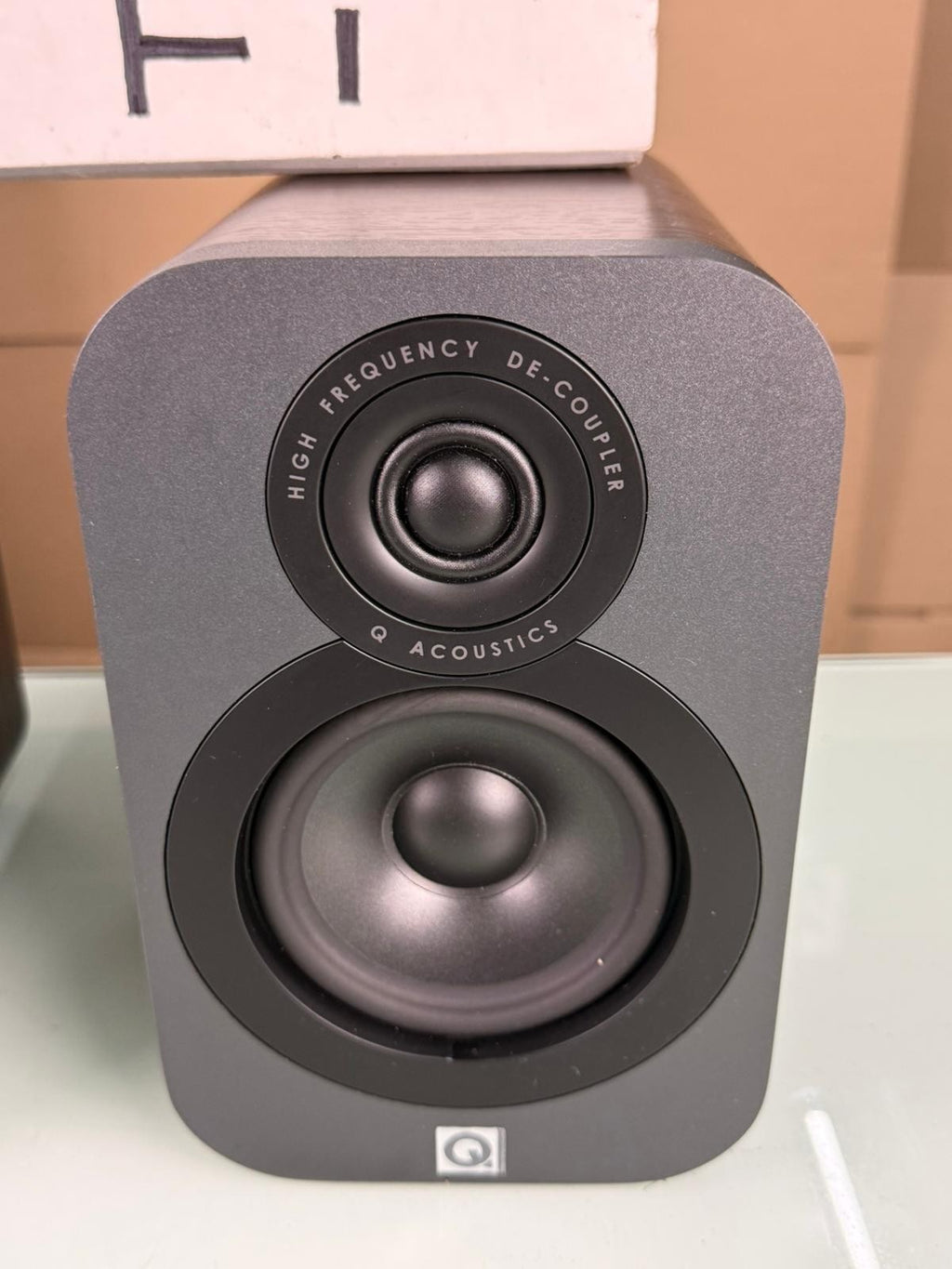 Q ACOUSTICS 3010 SPEAKERS
