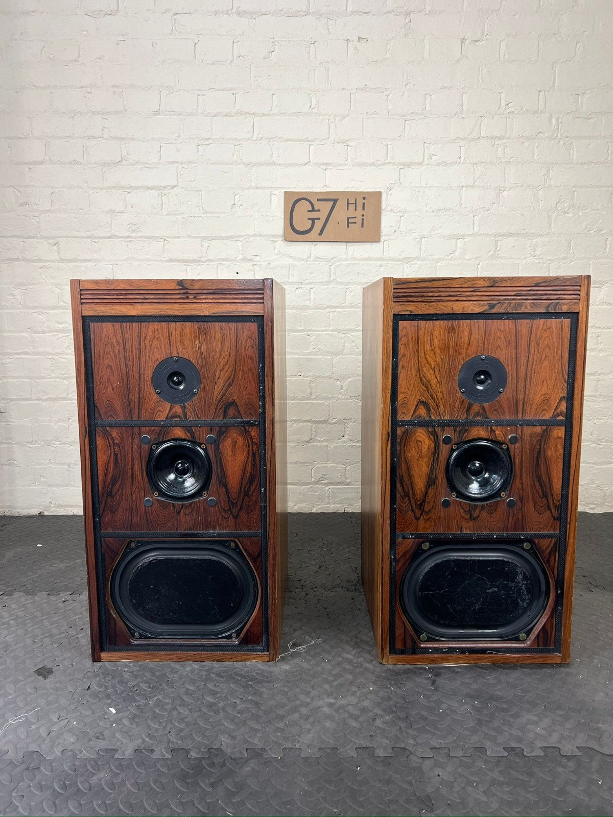 LINN ISOBARIK LOUDSPEAKERS KEF B110 B139