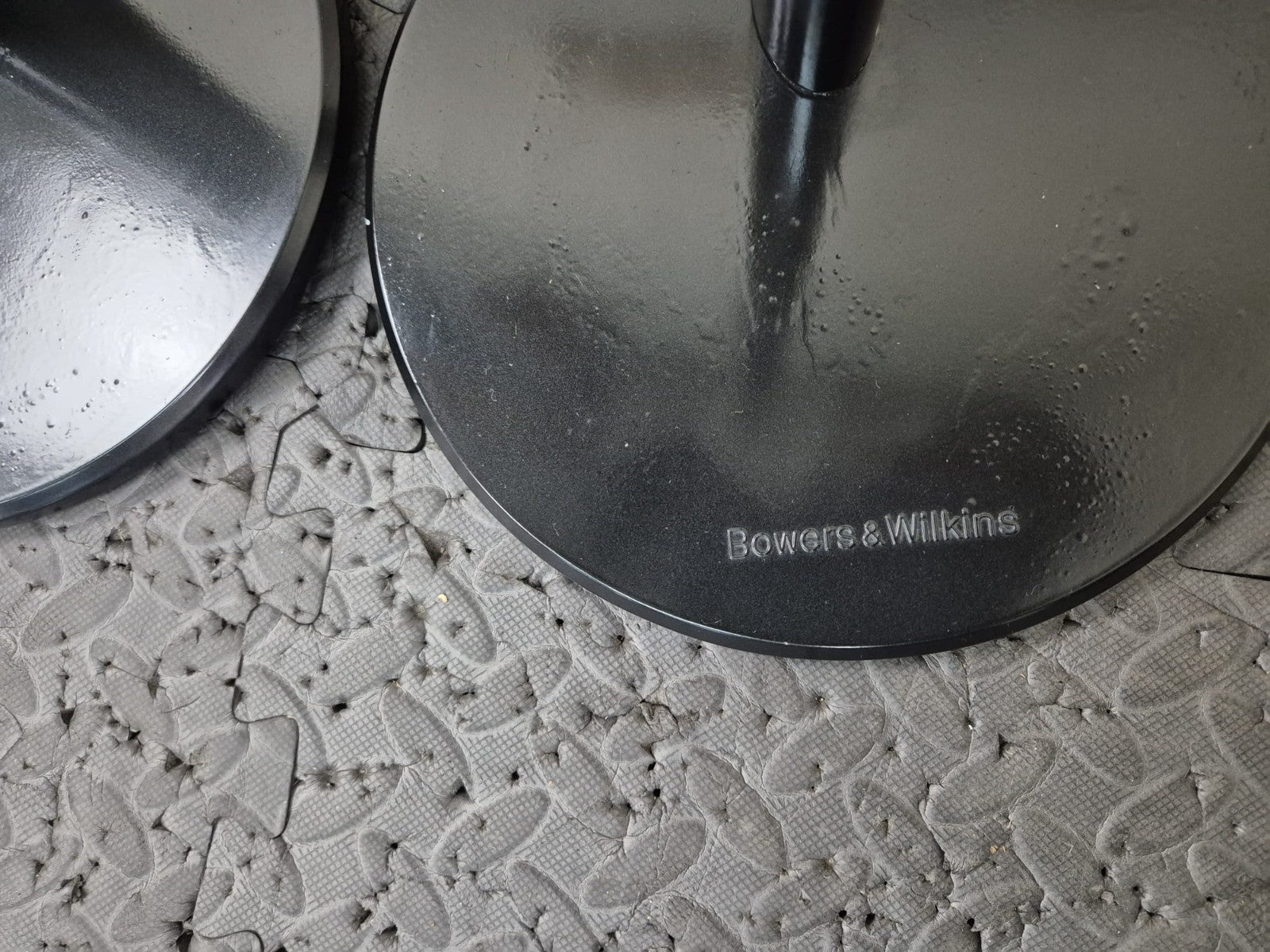 BOWERS & WILKINS B&W M 1 FLOOR STANDS