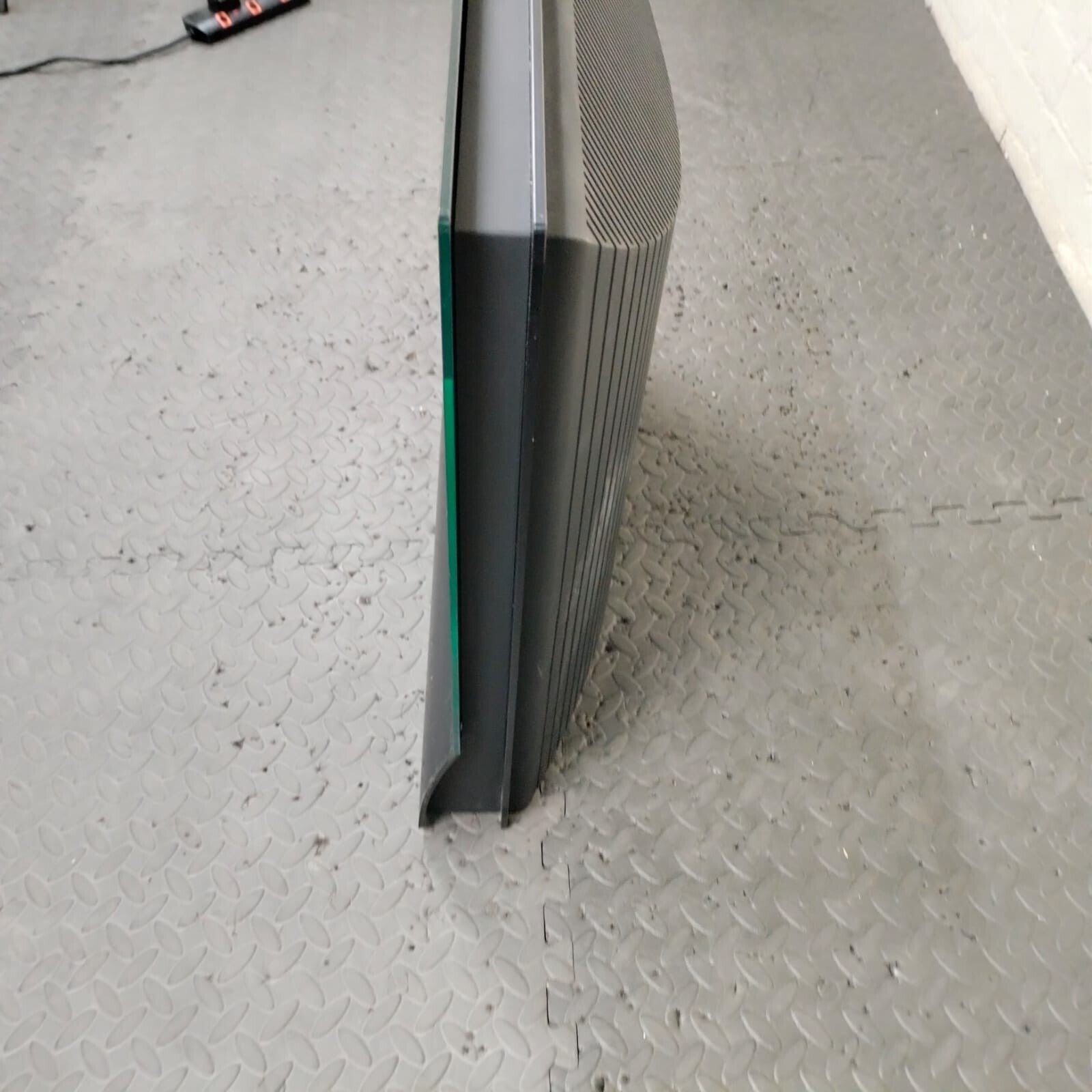 BANG & OLUFSEN B&O BEOCENTER 6 26 INCH TV #002