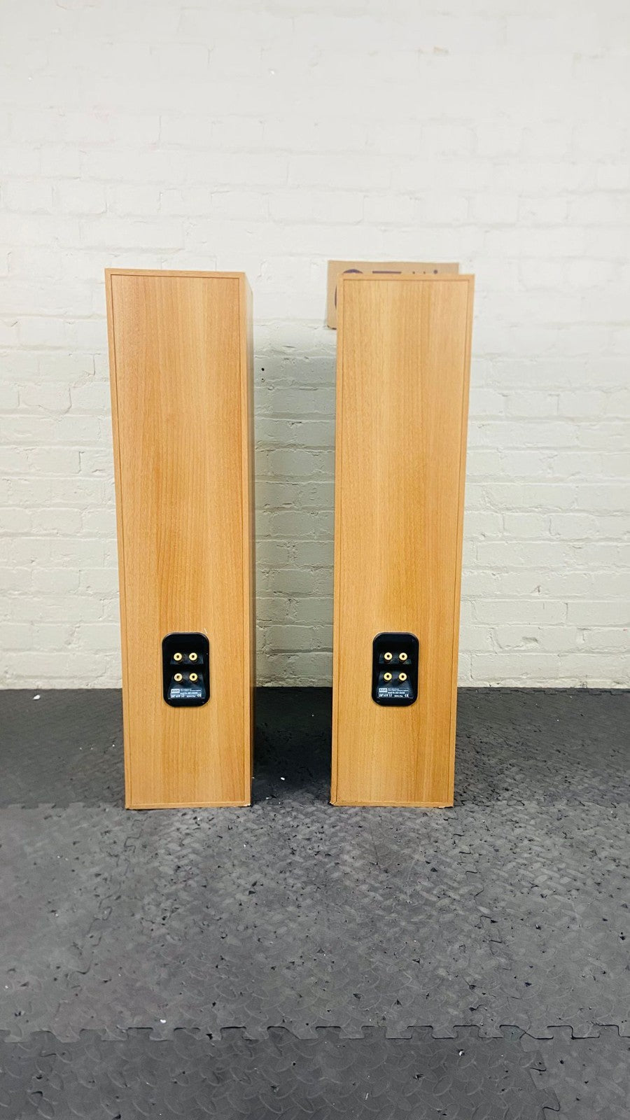 BOWERS & WILKINS B&W DM 604 S3 FLOORSTANDING SPEAKERS