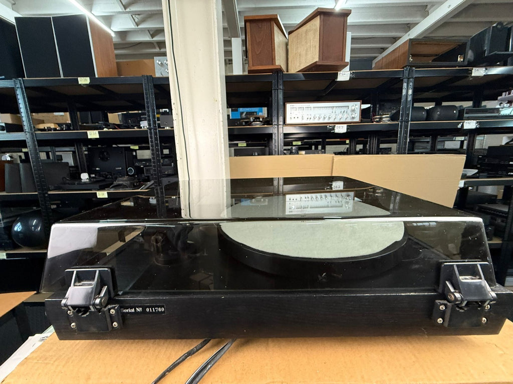 LOGIC TEMPO WITH DATUM II TONEARM TURNTABLE WITH GOLDRING CARTRIDGE