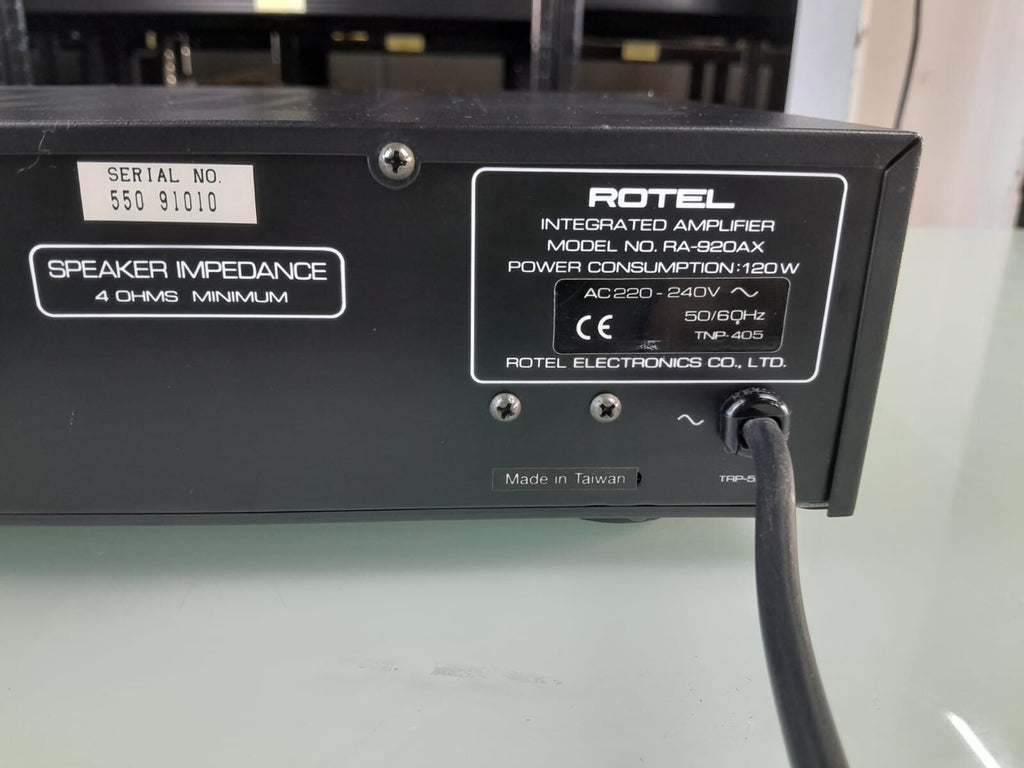 ROTEL RA 920 AX STEREO INTEGRATED AMPLIFIER