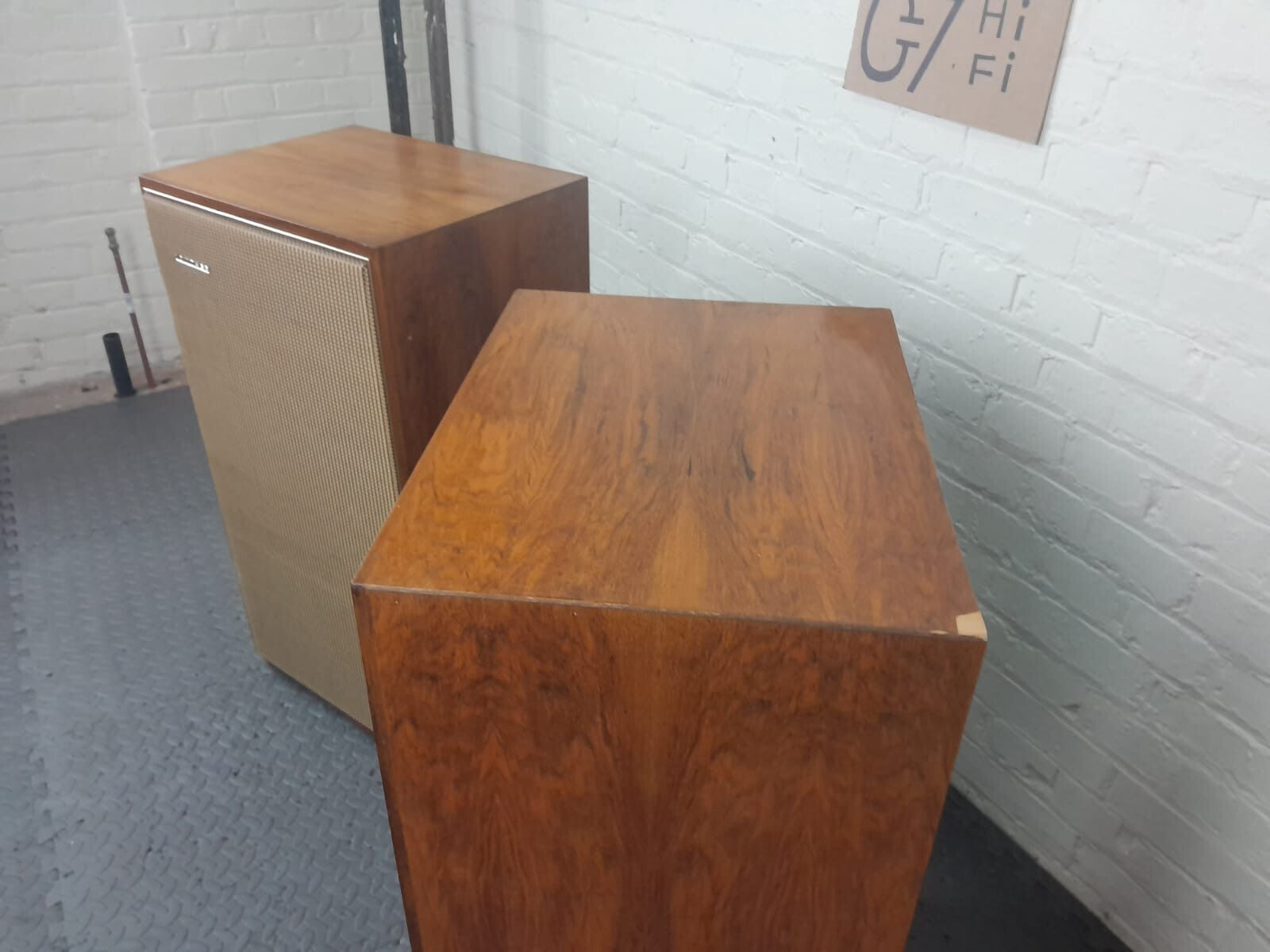 LOWTHER ACOUSTA ALNICO PM6A FULL RANGE FLOOR STANDING SPEAKERS