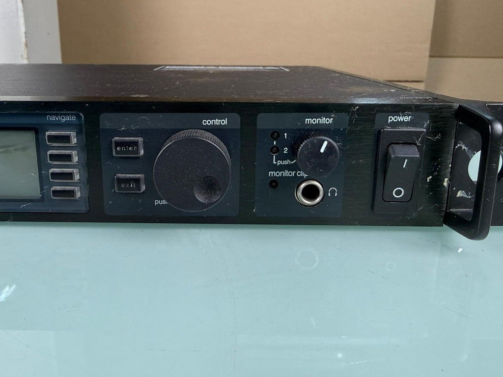 Shure UR4D J5E Dual Channel Wireless Receiver 578-638 MHz #002