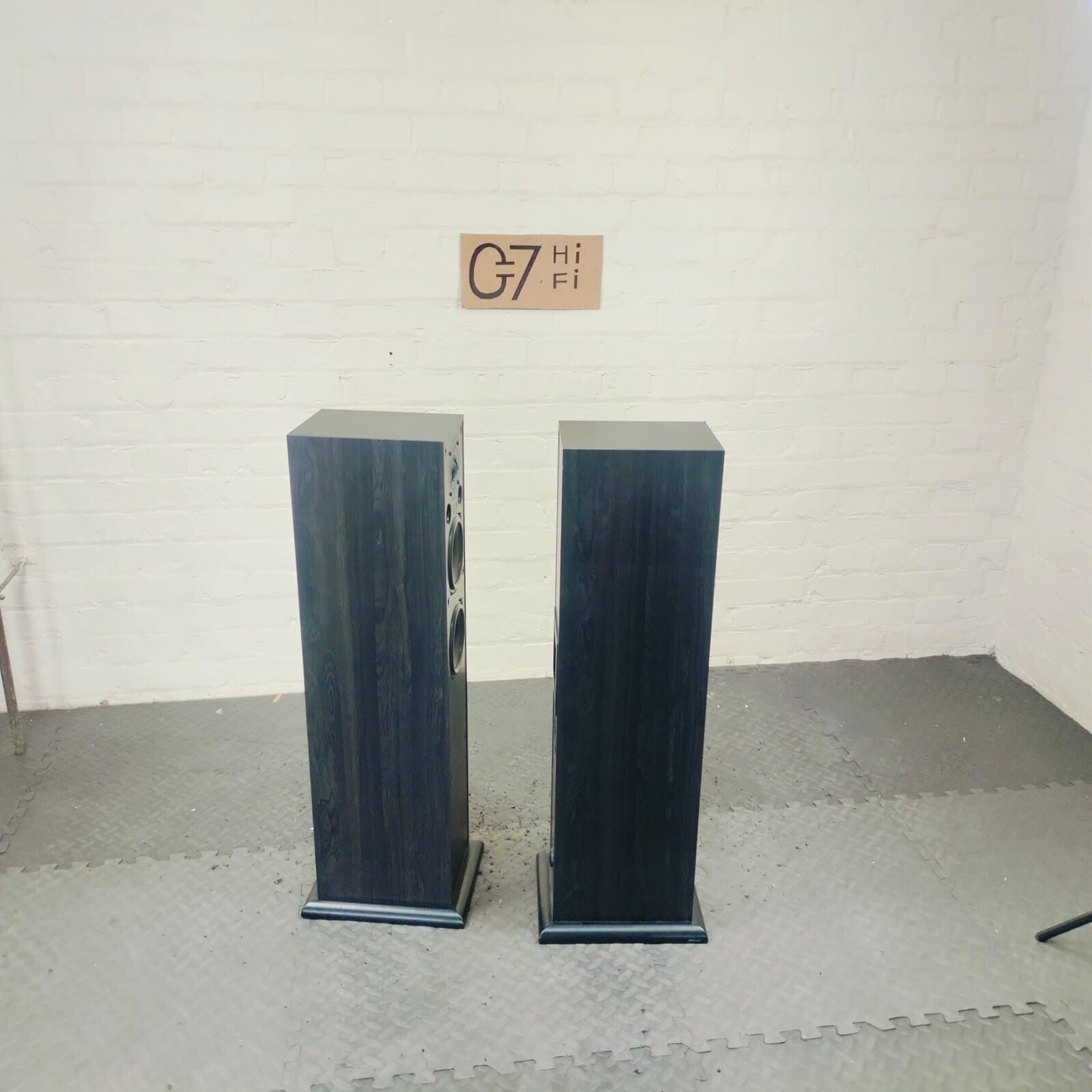 ACOUSTIC ENERGY AE109 FLOOR STANDING SPEAKERS