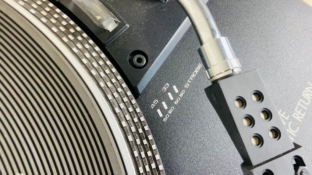PIONEER PL 518X DIRECT DRIVE STEREO TURNTABLE WITH PIONEER ELEKTRA CARTRIDGE