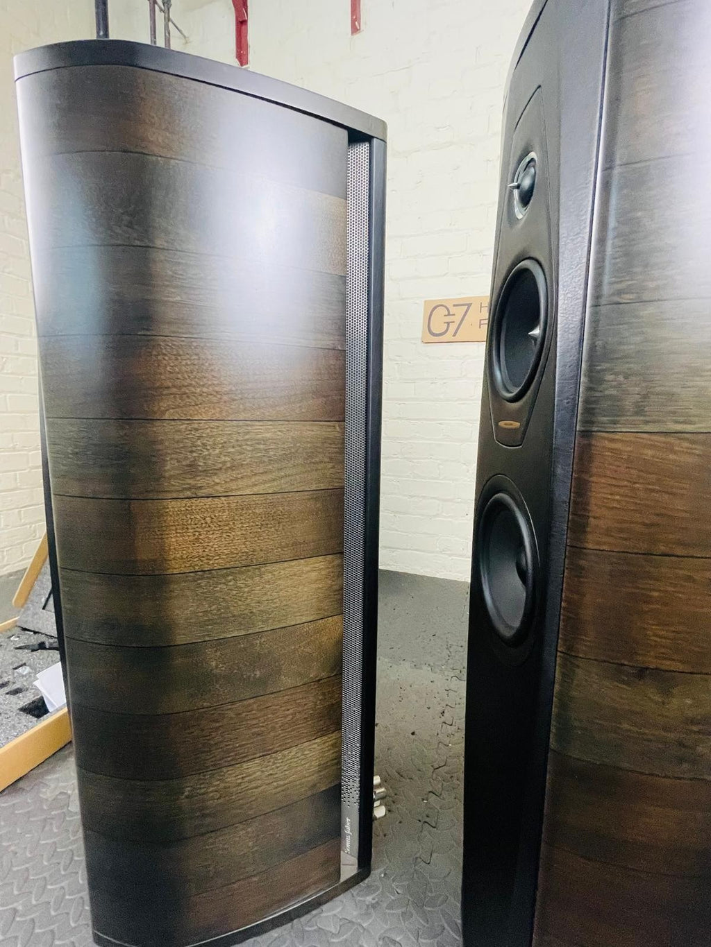 SONUS FABER OLYMPICA II FLOOR STANDING SPEAKERS