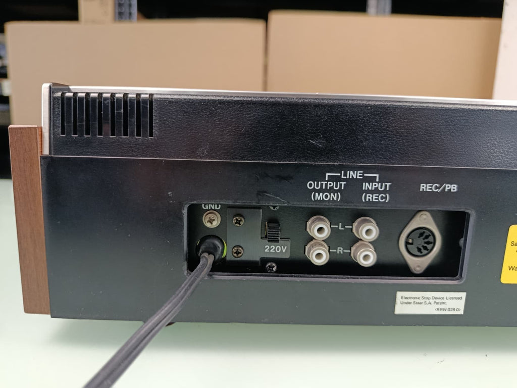 PIONEER CT 4141A STEREO CASSETTE TAPE DECK