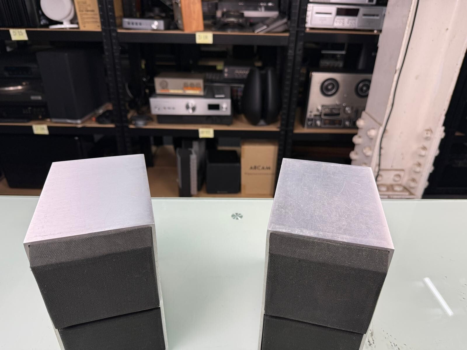B&O BANG & OLUFSEN BEOVOX CX50 SPEAKERS