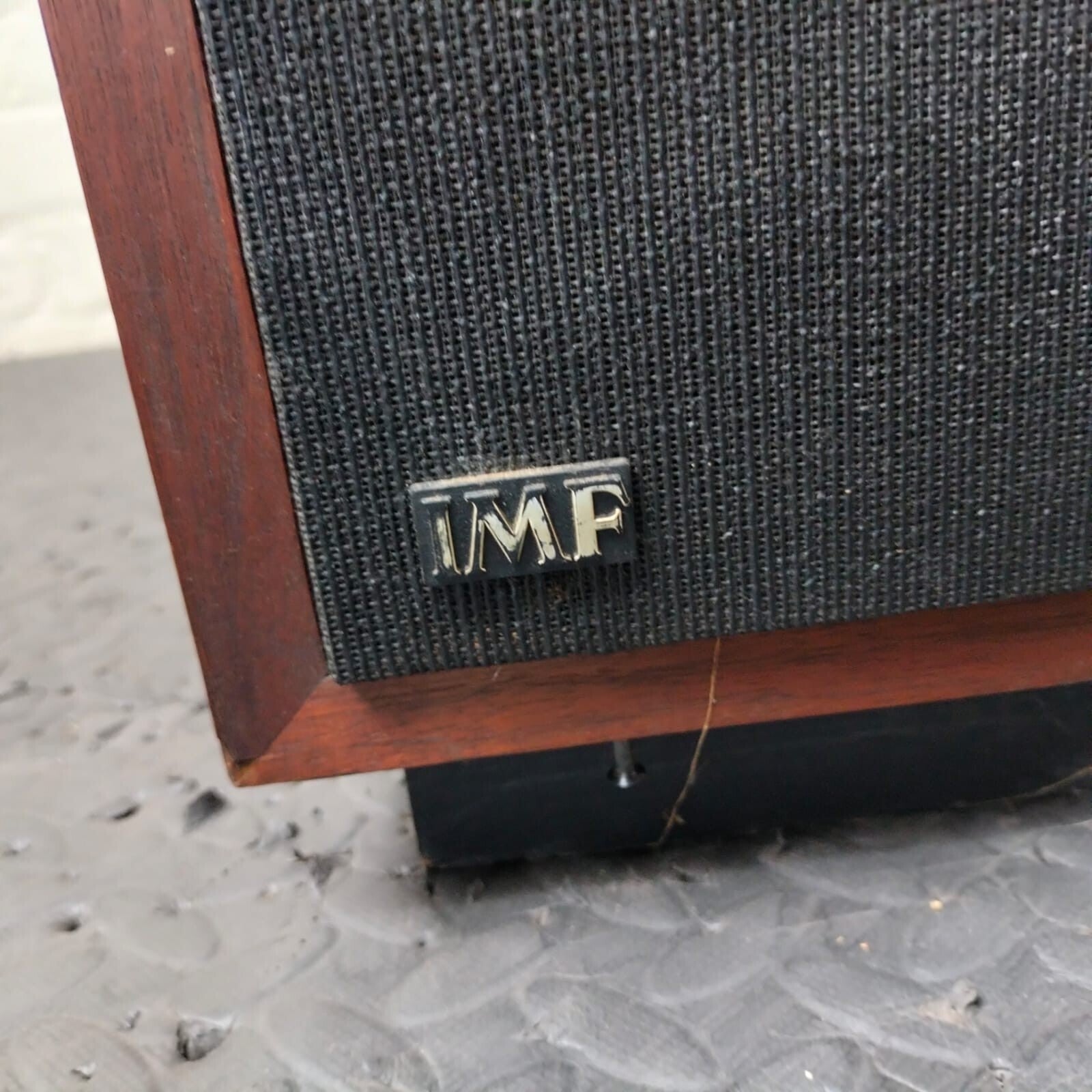 IMF TRANSMISSION LINE SPEAKERS WITH KEF DRIVERS STUDIO MONITORS TLS 40 50 80