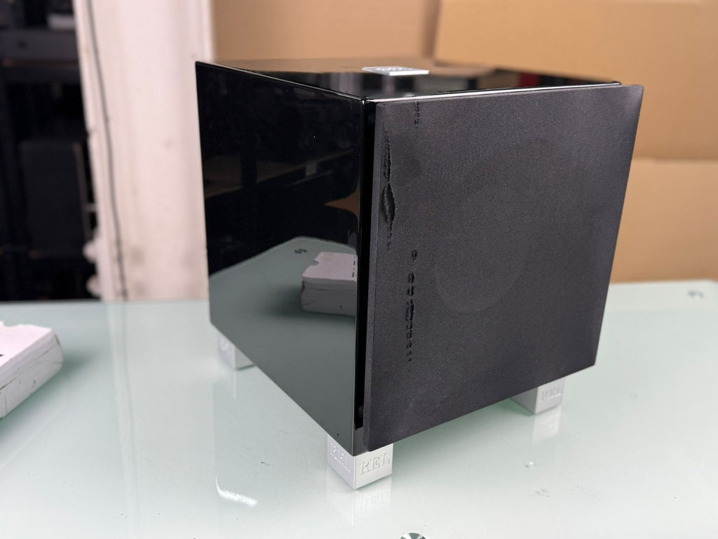 REL T7i SUBWOOFER