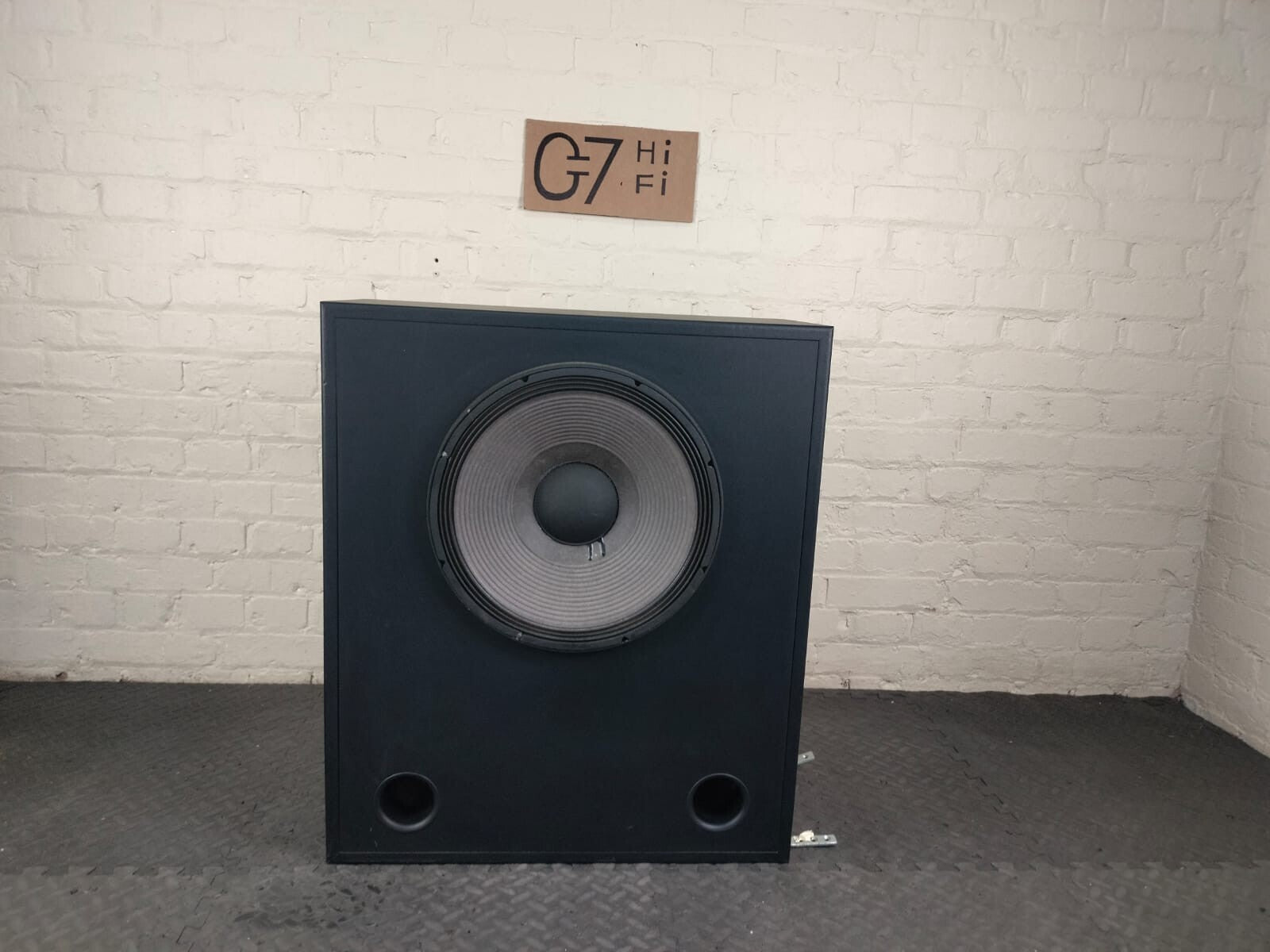 JBL 3678 SINGLE WOOFER BASS BOX