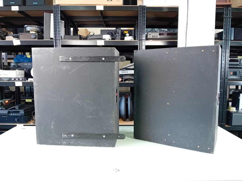CINEMA SURROUND SOUND SPEAKERS 8330 4638 4639 3678