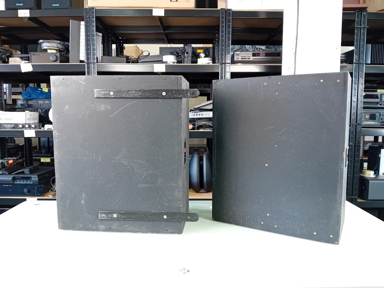 CINEMA SURROUND SOUND SPEAKERS 8330 4638 4639 3678