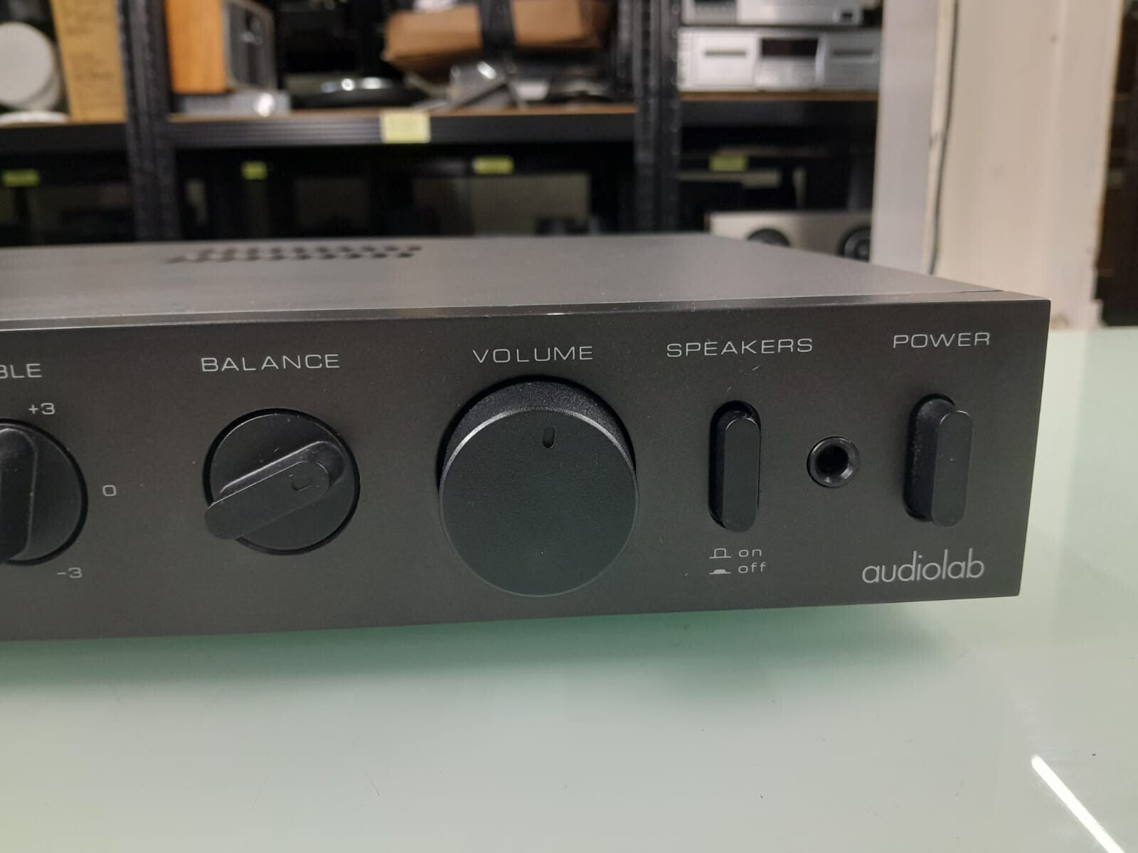 AUDIOLAB 8000A STEREO INTEGRATED AMPLIFIER