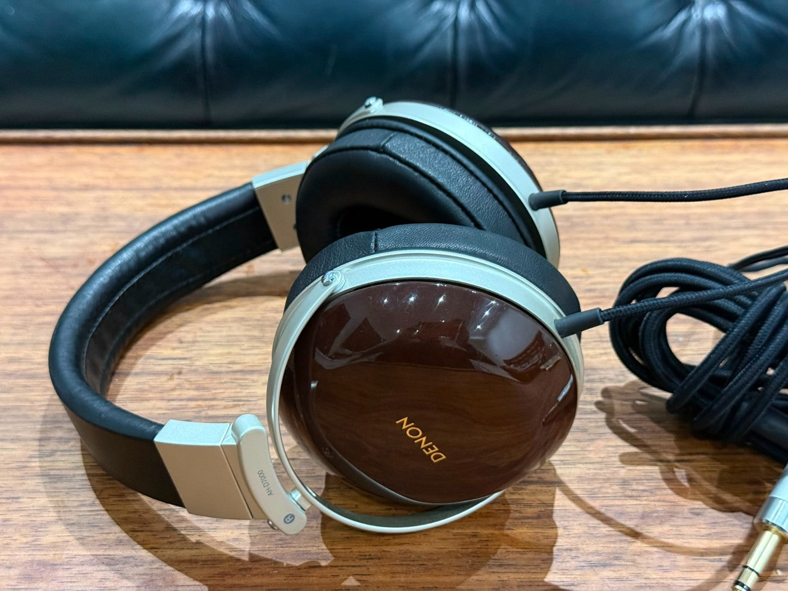 DENON AH D7000 HEADPHONES