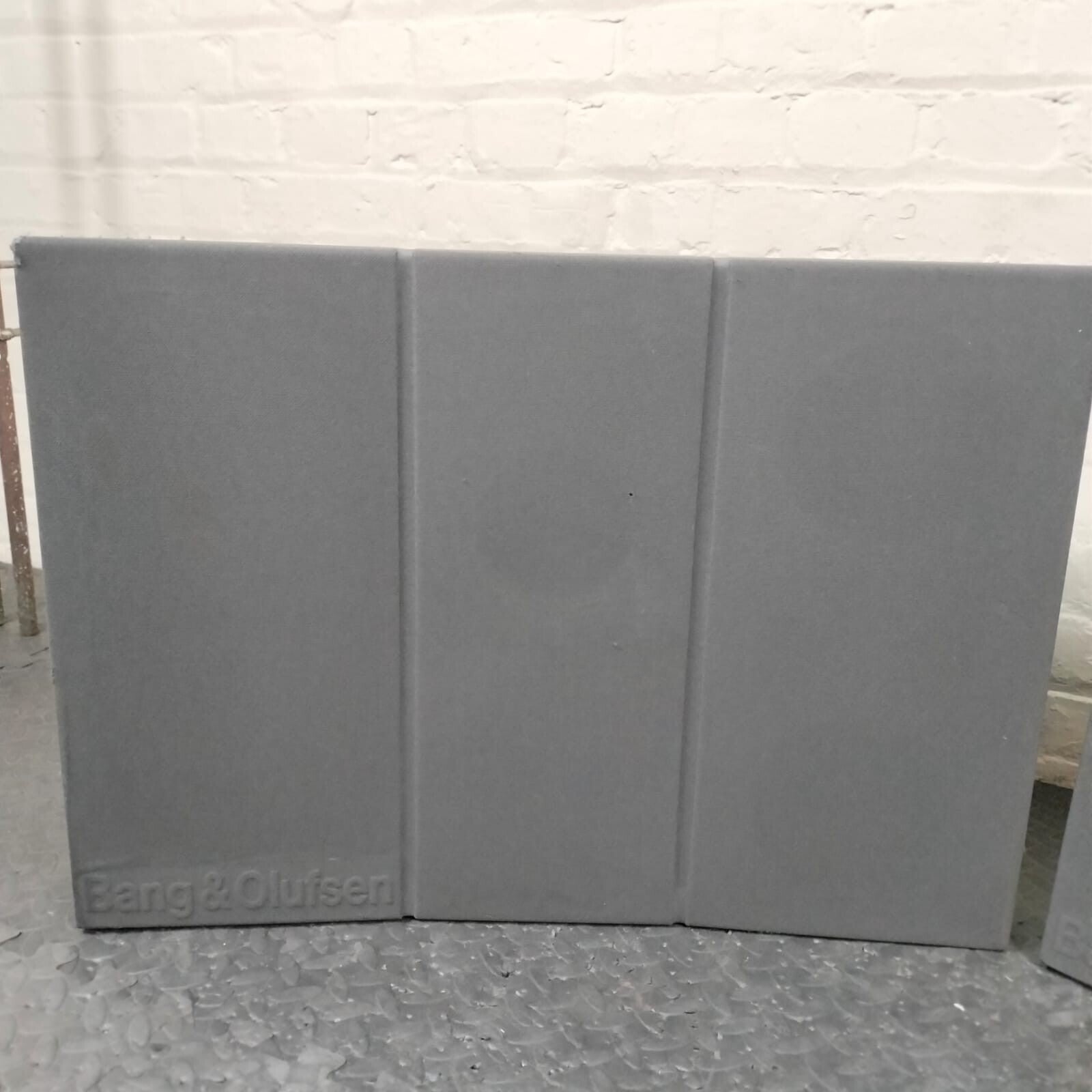 BANG & OLUFSEN B&O BEOVOX RL 140 SPEAKERS