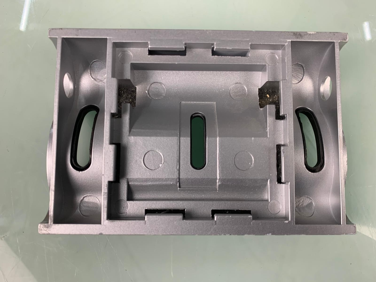 BOWERS & WILKINS B&W XTC CENTER SPEAKER WALL BRACKET #002