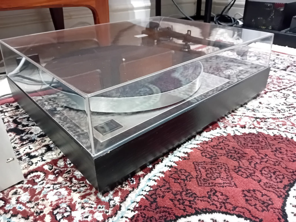 LINN SONDEK LP12 AKITO TONEARM ORTOFON MC RONDO