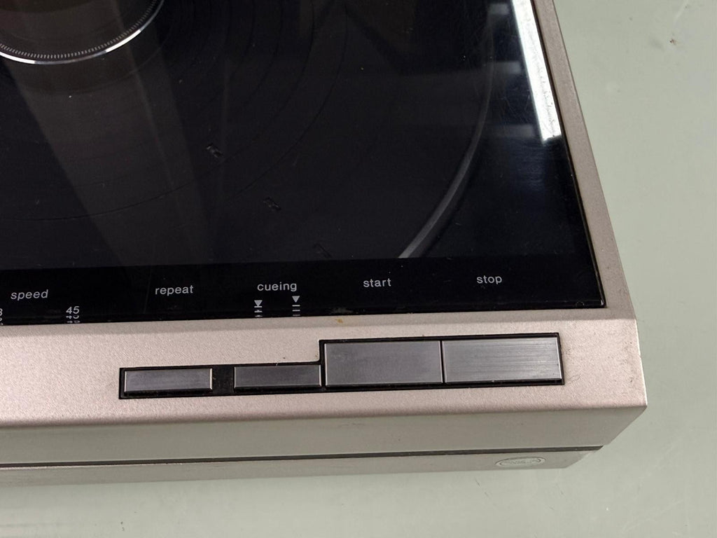 TECHNICS SL 10 QUARTZ DIRECT DRIVE AUTOMATIC TURNTABLE