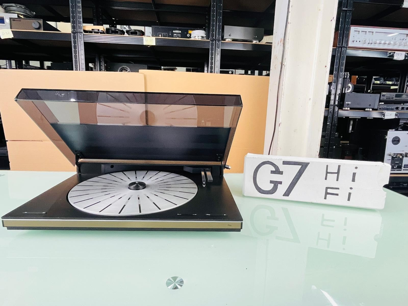 BANG & OLUFSEN B&O BEOGRAM 9000 TURNTABLE WITH MMC 4 CARTRIDGE STYLUS