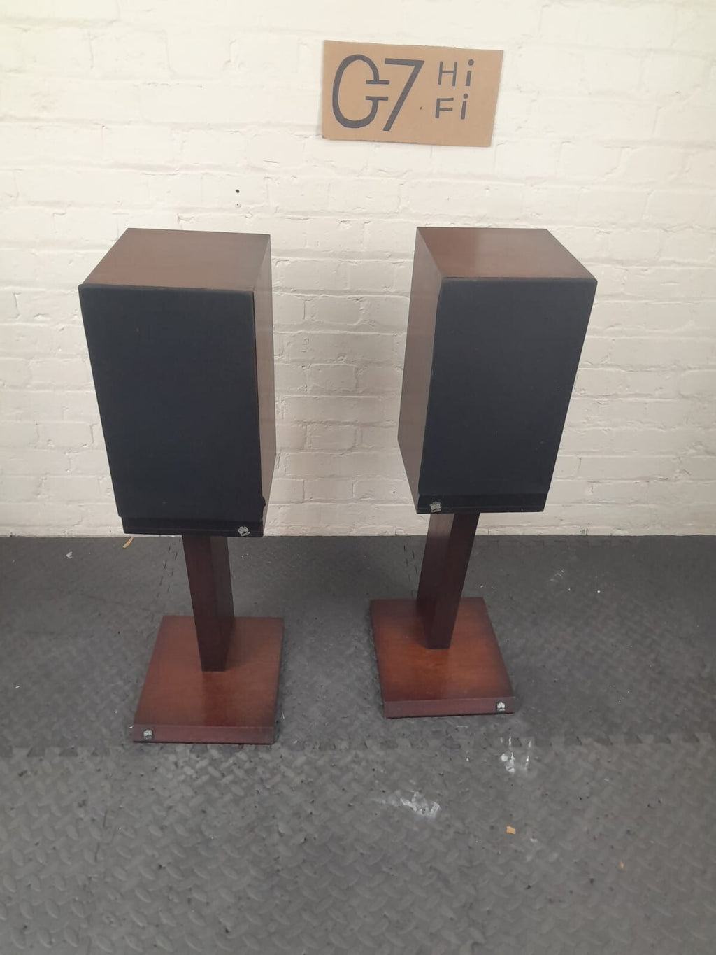 CASTLE DURHAM SPEAKERS WITH ORIGINAL CASTLE STANDS