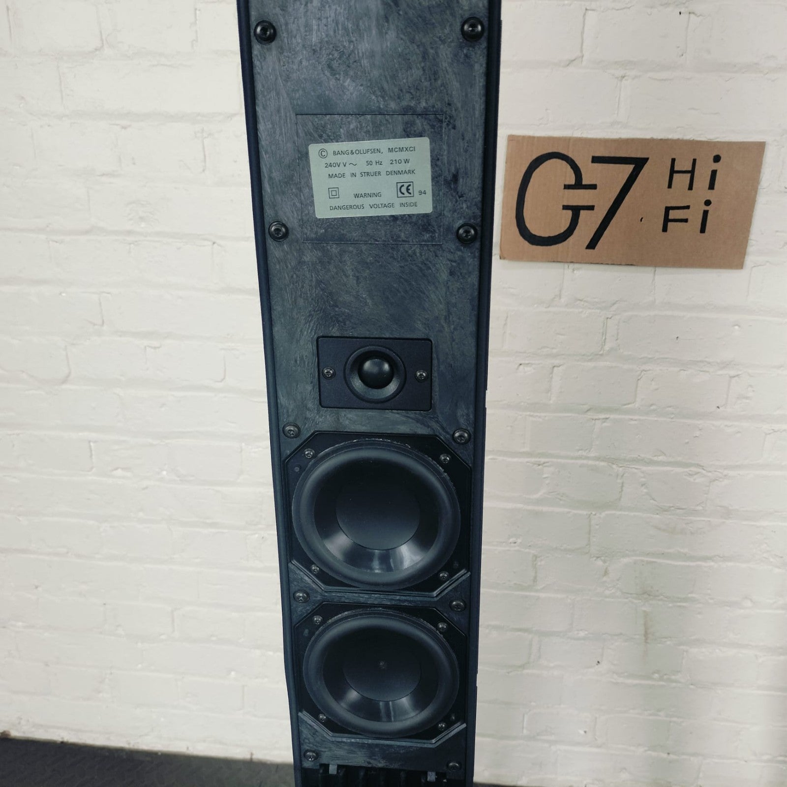 BANG & OLUFSEN B&O BEOLAB 8000 FLOOR STANDING SPEAKERS