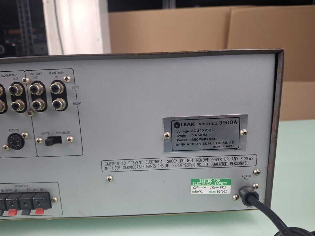 LEAK 3900A INTEGRATED STEREO AMPLIFIER