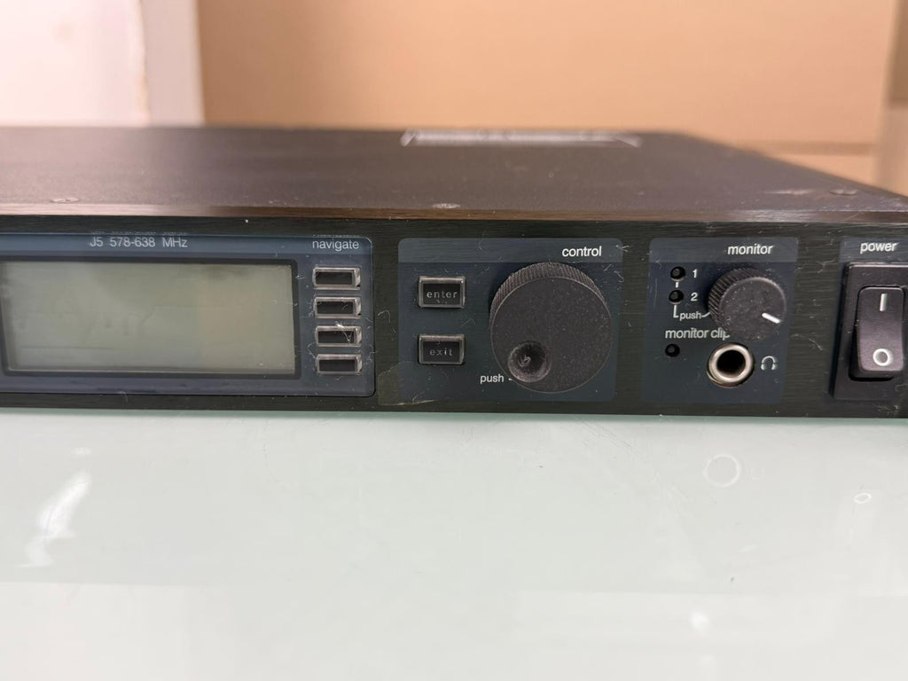 Shure UR4D J5E Dual Channel Wireless Receiver 578-638 MHz  #1