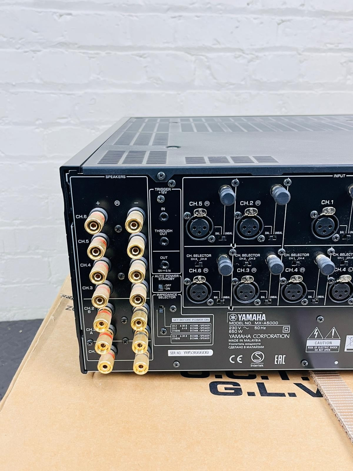 YAMAHA AVENTAGE MX A5000 NATURAL SOUND 11 CHANNEL POWER AMPLIFIER