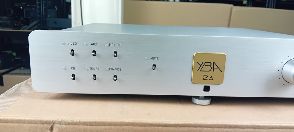 YBA 2 STEREO PRE AMPLIFIER OLOX ELECTRONICS